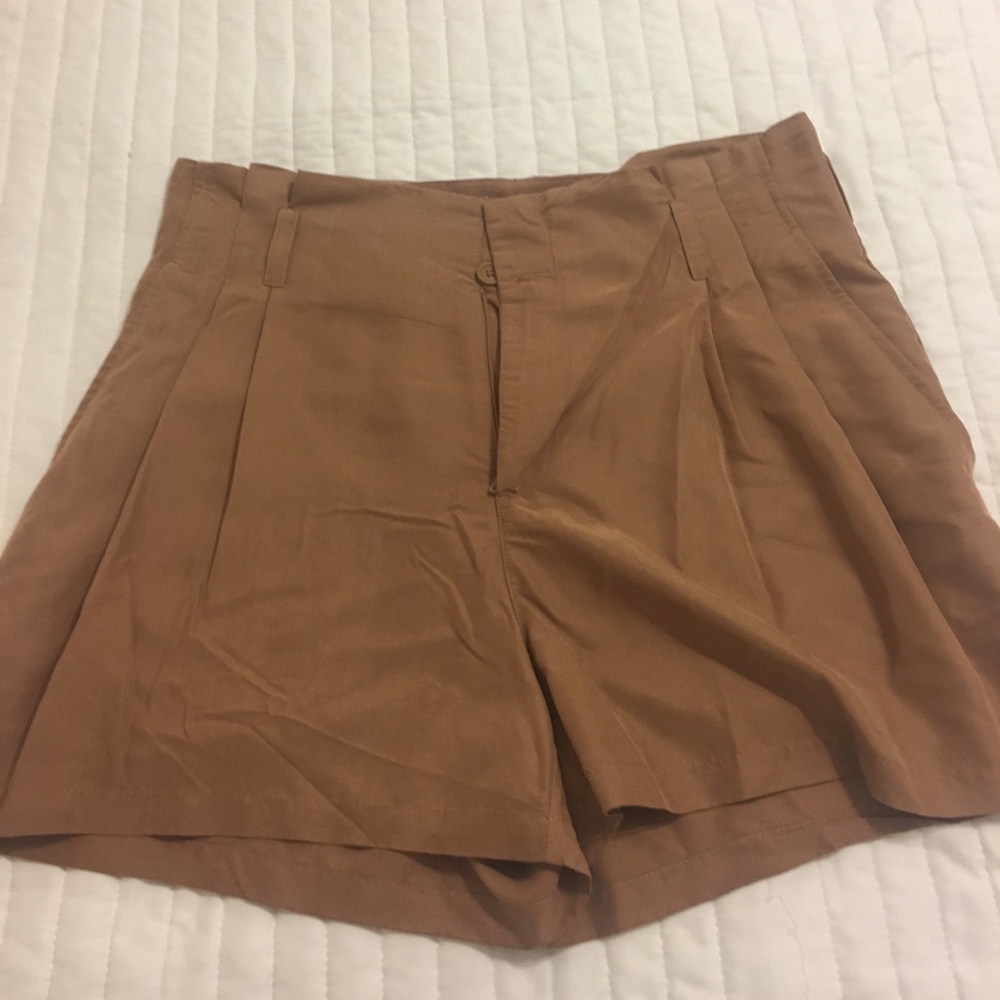 H&M High Waisted Shorts with attachable Tie Belt